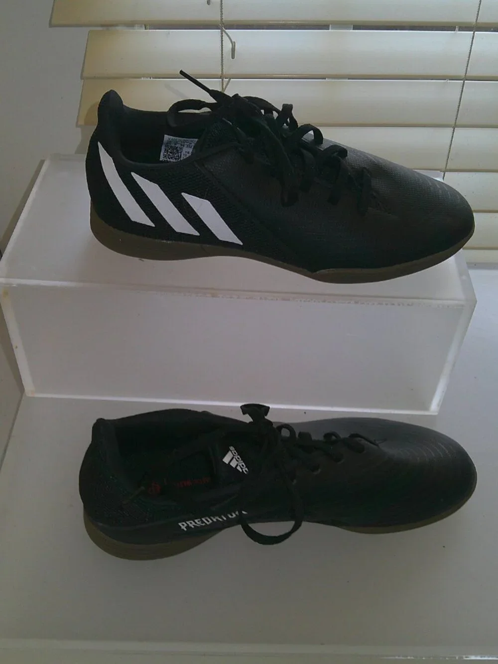 Adidas Predator Edge.4 Sala Indoor Soccer Shoes Black White Youth 5.5 Activewear